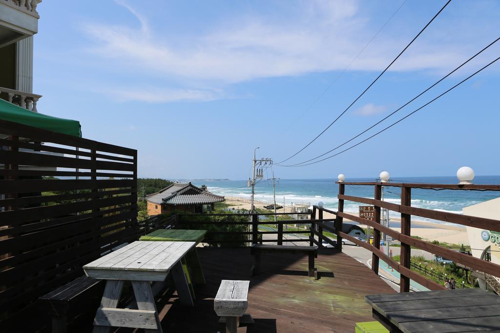 Gangneung Sea View Pension Exterior foto